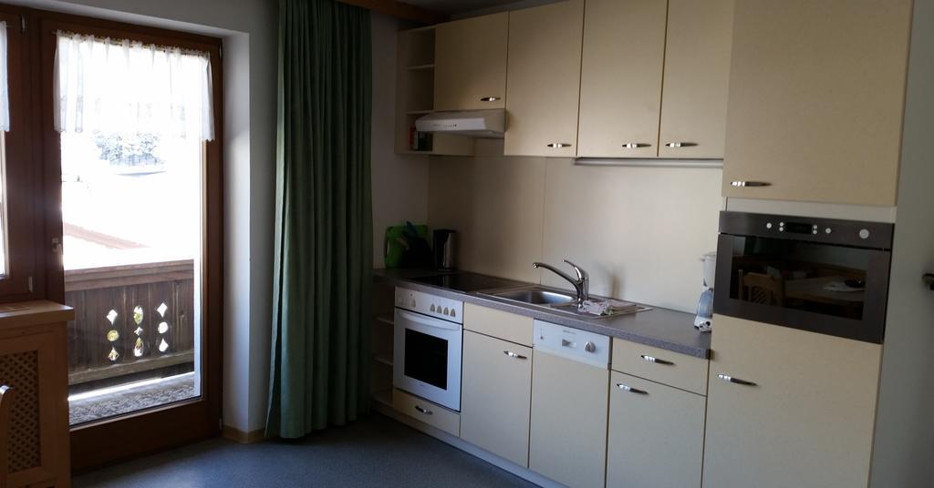 Haus Tuxerklamm Apartment Finkenberg Ruang foto